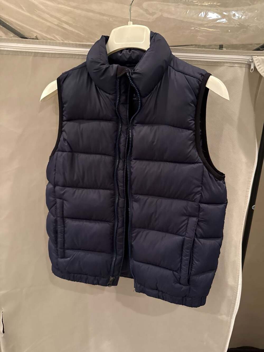 GapKids Boys Cold Control Navy Blue Puffer Vest Size M (8)